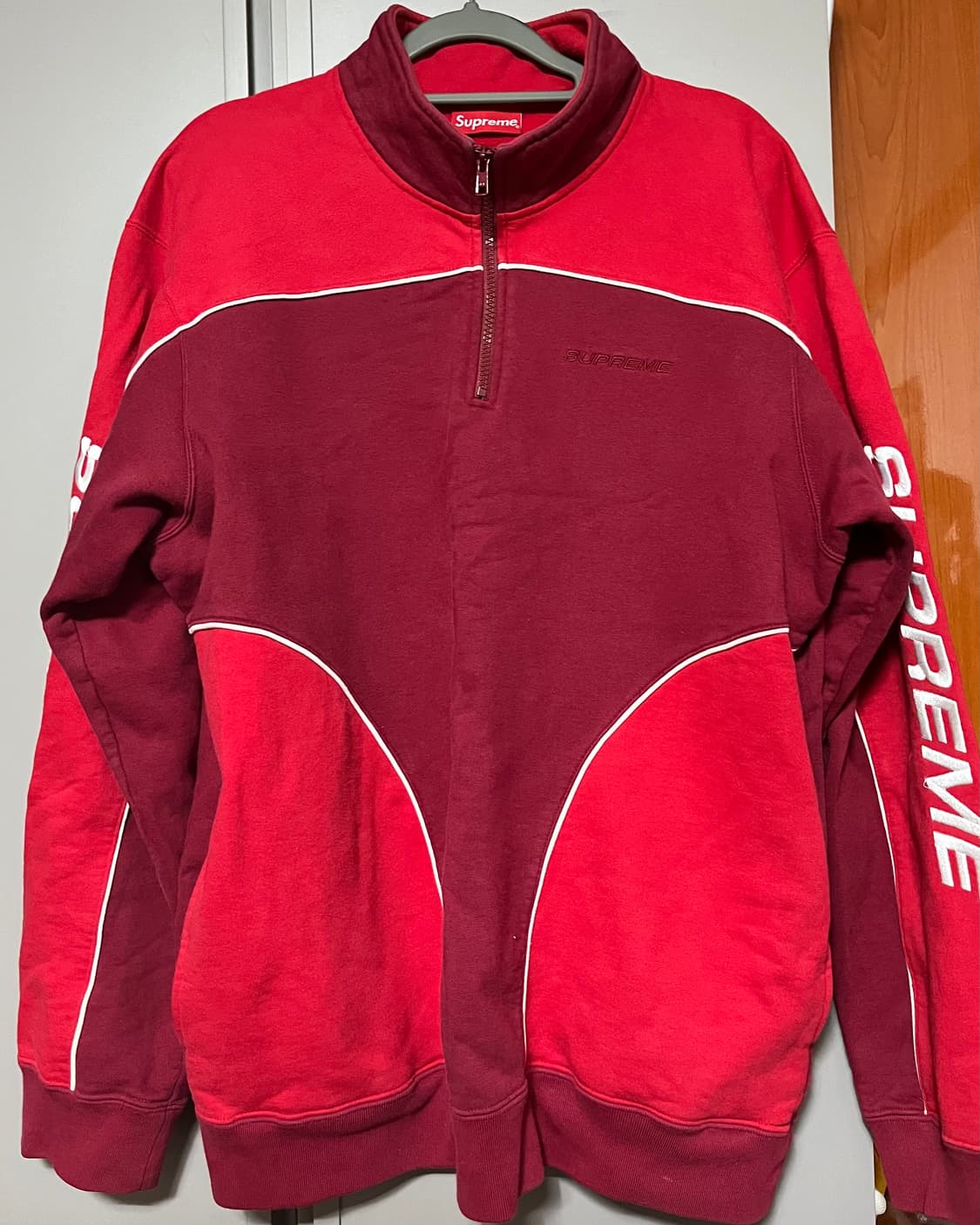 18fw슈프림 반집업 맨투맨 상품이미지1