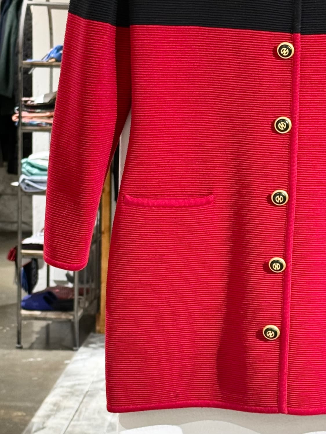 셀린느 레드 블랙 투톤 울 니트 가디건 드레스 상품이미지5