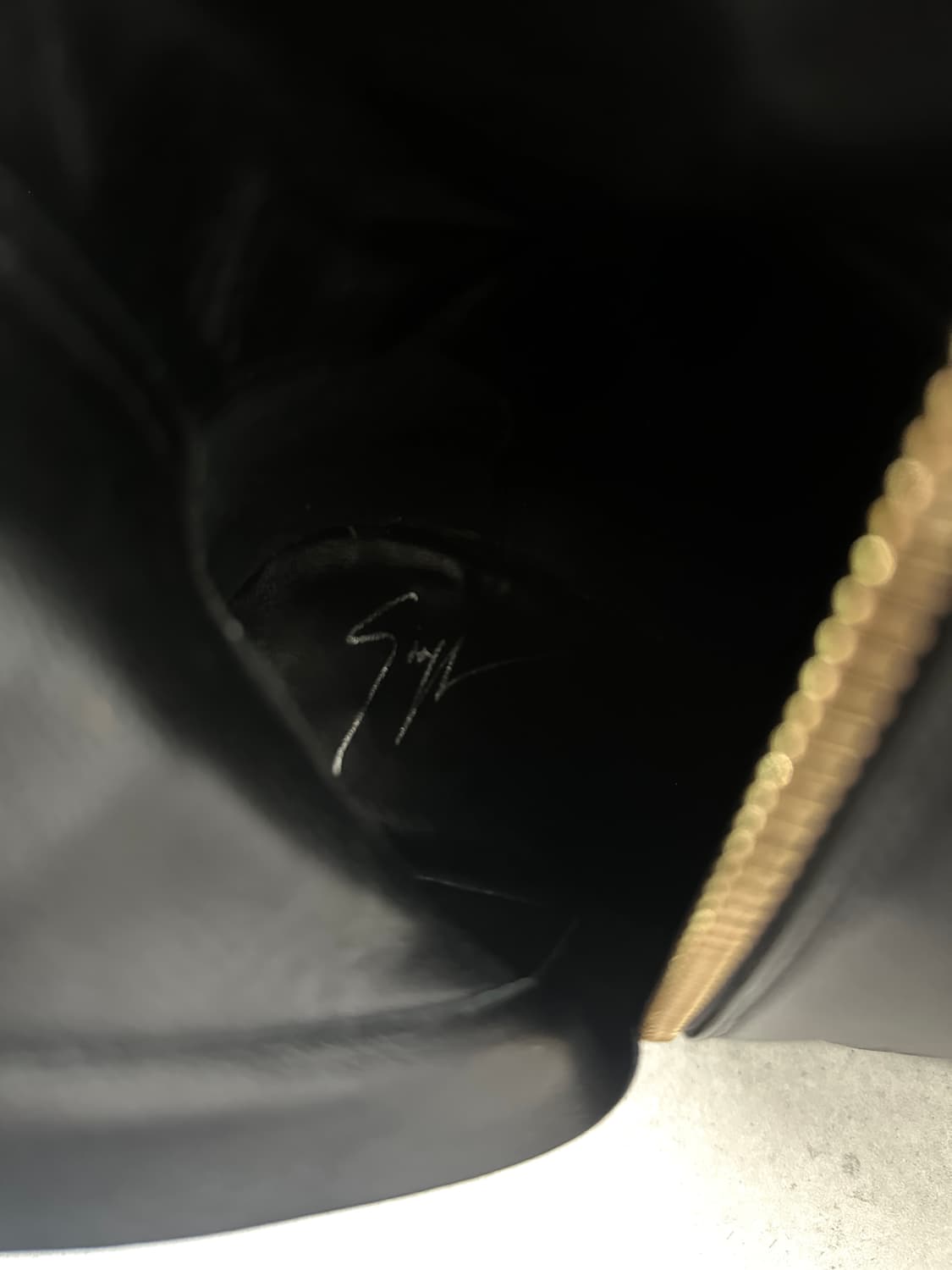 쥬세페자노티 키드스킨 레더 지퍼 니하이 부츠 상품이미지7