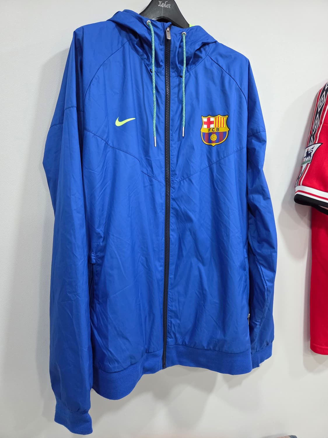 16-17 바르셀로나 바람막이 상품이미지1