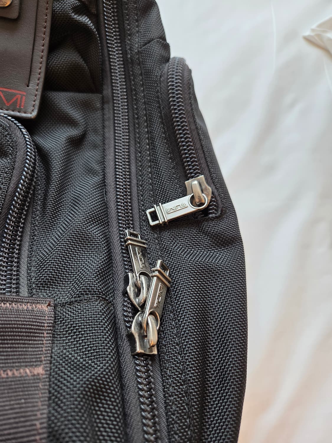 투미(TUMI)의 알파(Alpha) 시리즈 백팩 상품이미지4