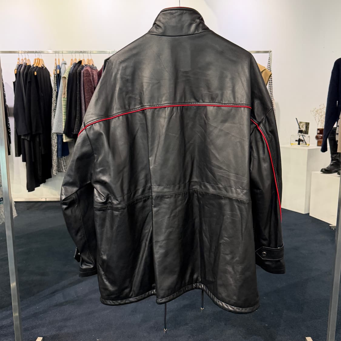 [새상품] [M] MMIC 블랙 소프트 레더자켓  상품이미지2