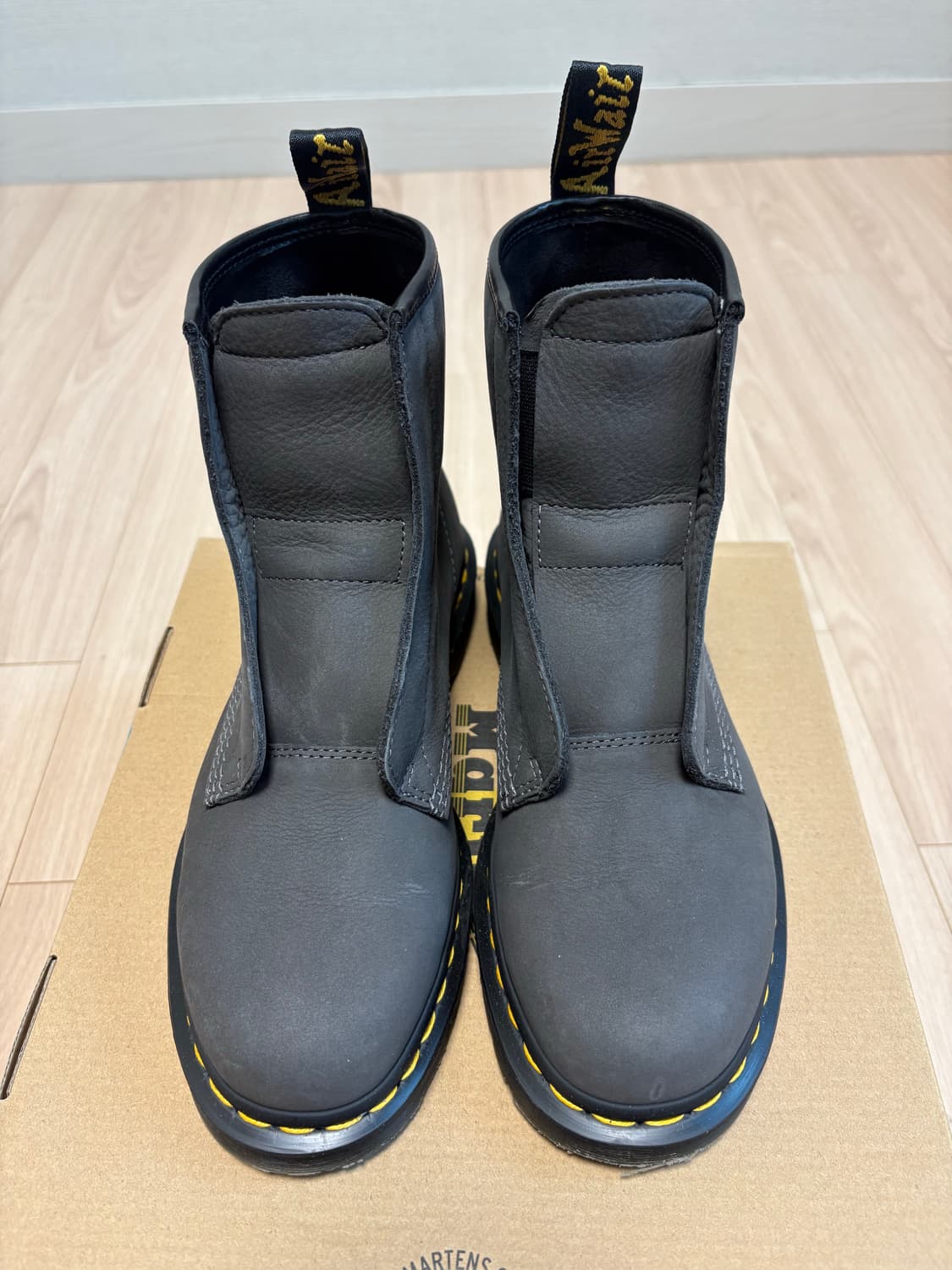 닥터마틴 1460 레이스리스 260 상품이미지3