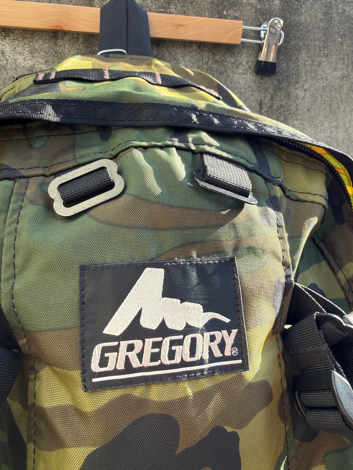 구로고 올드 그레고리 데이앤하프 카모 럭색 상품이미지3