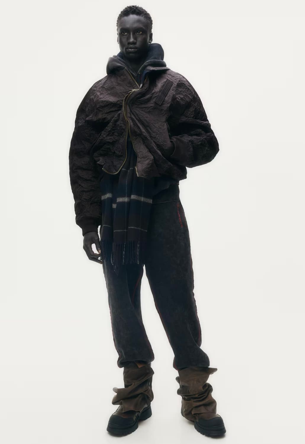 H&M x 글렌 마틴스 포일드 봄버 자켓 다크 브라운 상품이미지3