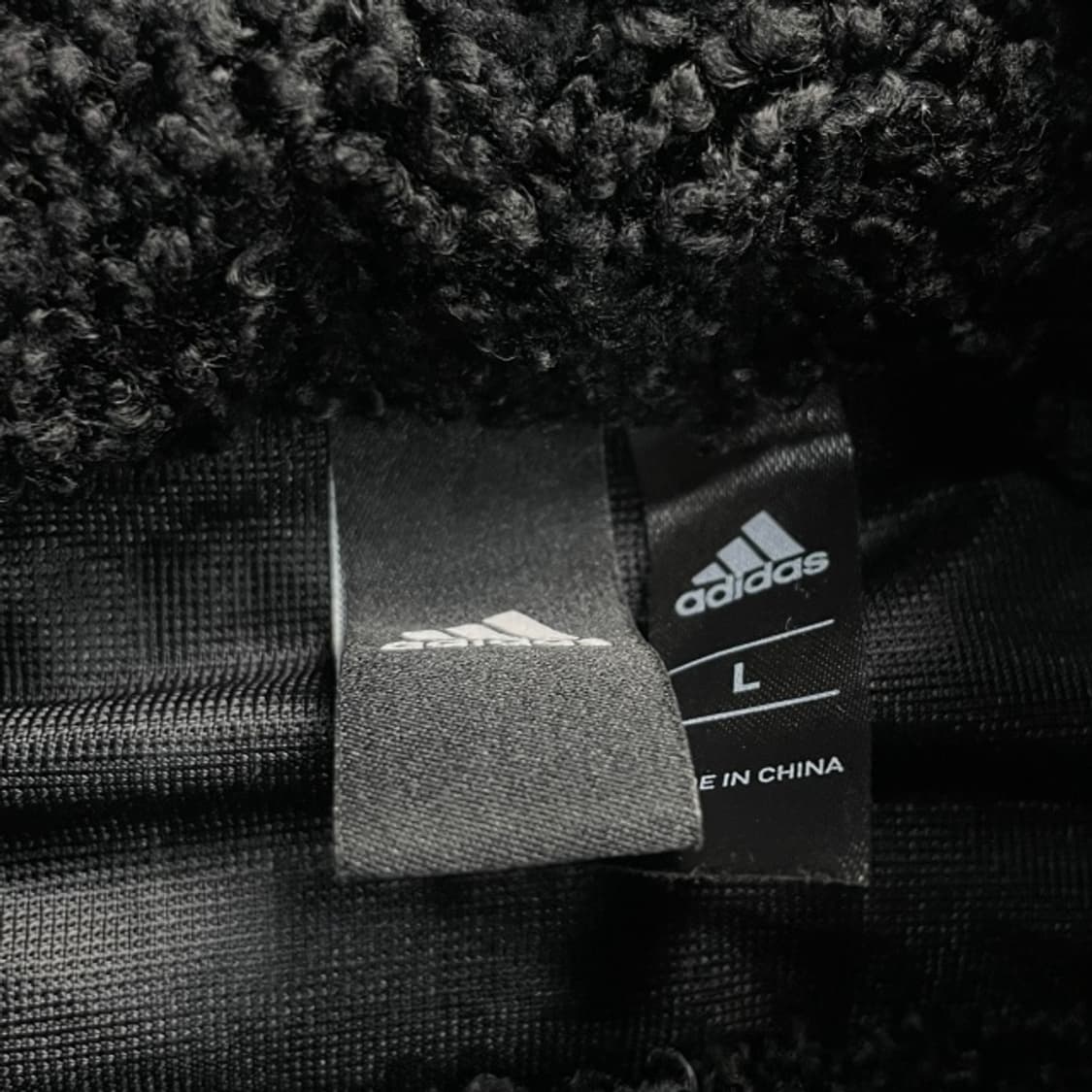 100 아디다스 뽀글이 후리스 아노락  상품이미지3