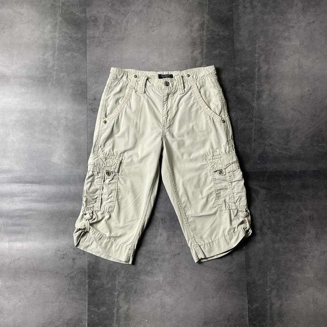 GUESS 게스 빈티지 베이지 코튼 카고 하프팬츠 A00728 상품이미지1