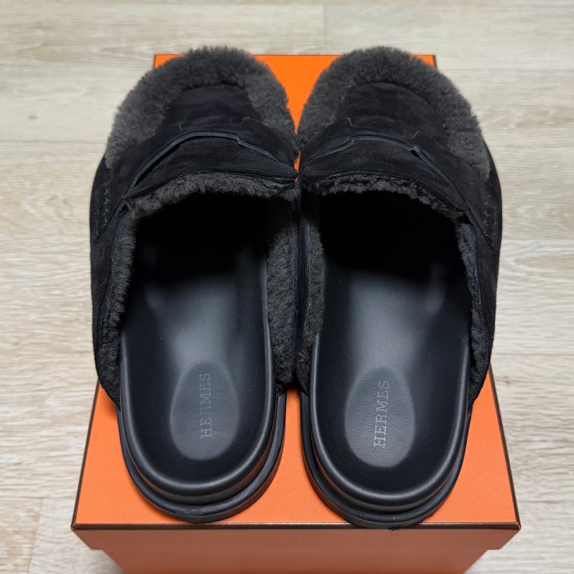 [S+급/42.5] 에르메스 시어링 고 뮬 스웨이드 블로퍼 상품이미지7