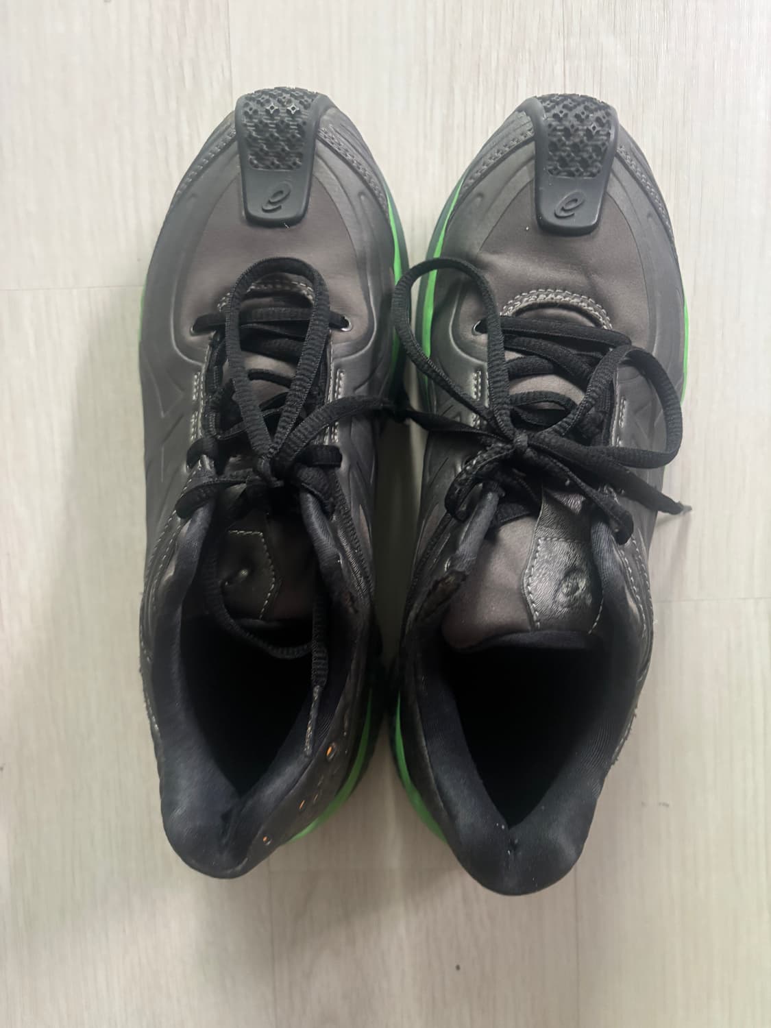 아식스 x 키코 코스타디노브 젤 테서랙트 건메탈 상품이미지6