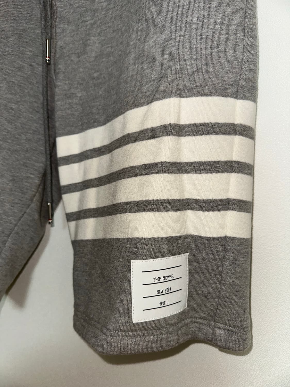 thom browne  classic 4-bar sweat shorts 상품이미지4