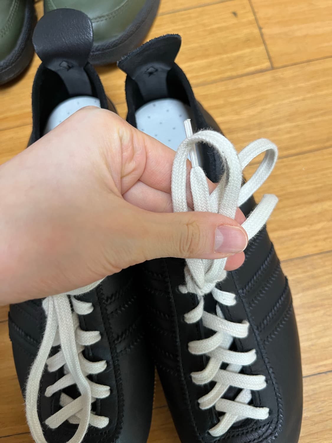 아디다스 재팬 블랙/슈레이스 화이트/밑창 검솔 240 상품이미지3