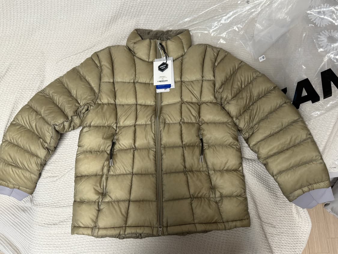 999 휴머니티 모듈러 패딩 미개봉 새상품 상품이미지3