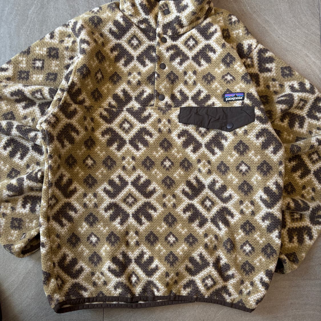 파타고니아 정품 신칠라 스냅티  상품이미지4