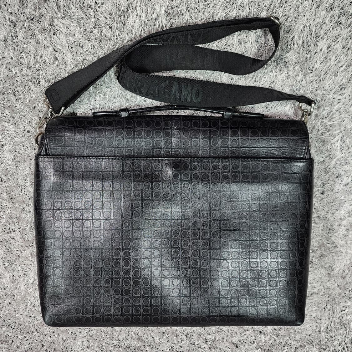 페라가모 레더 브리프케이스 서류가방 토트백 상품이미지2