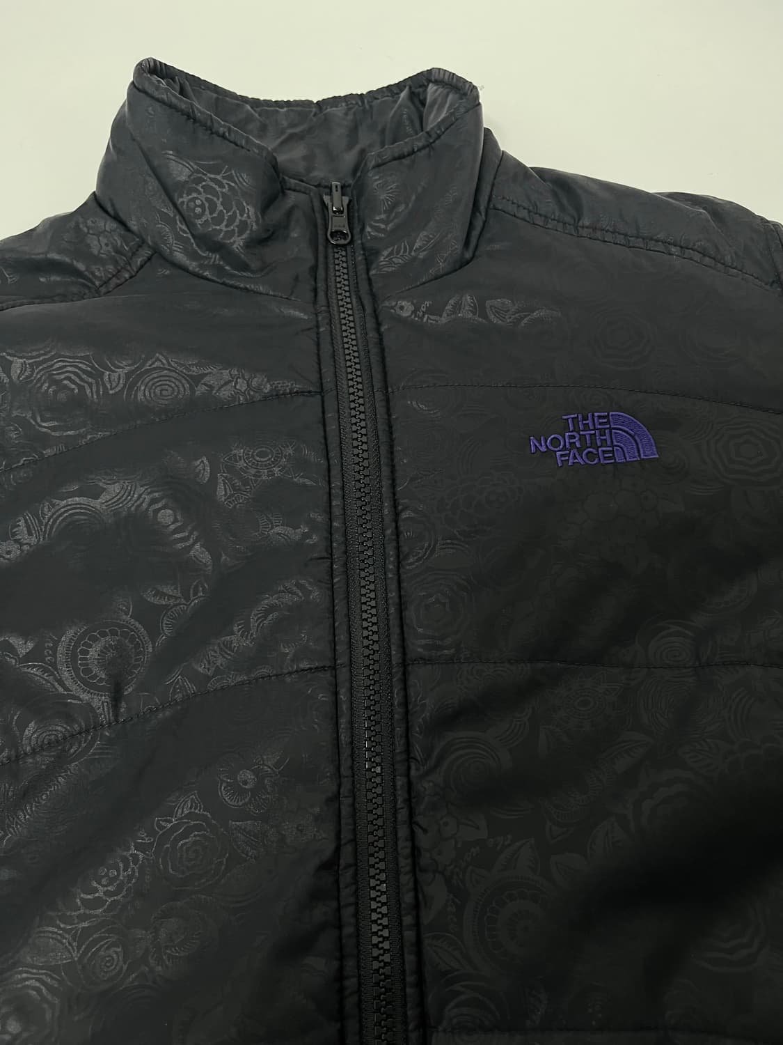 [95] 노스페이스 페이즐리 경량 패딩 상품이미지5