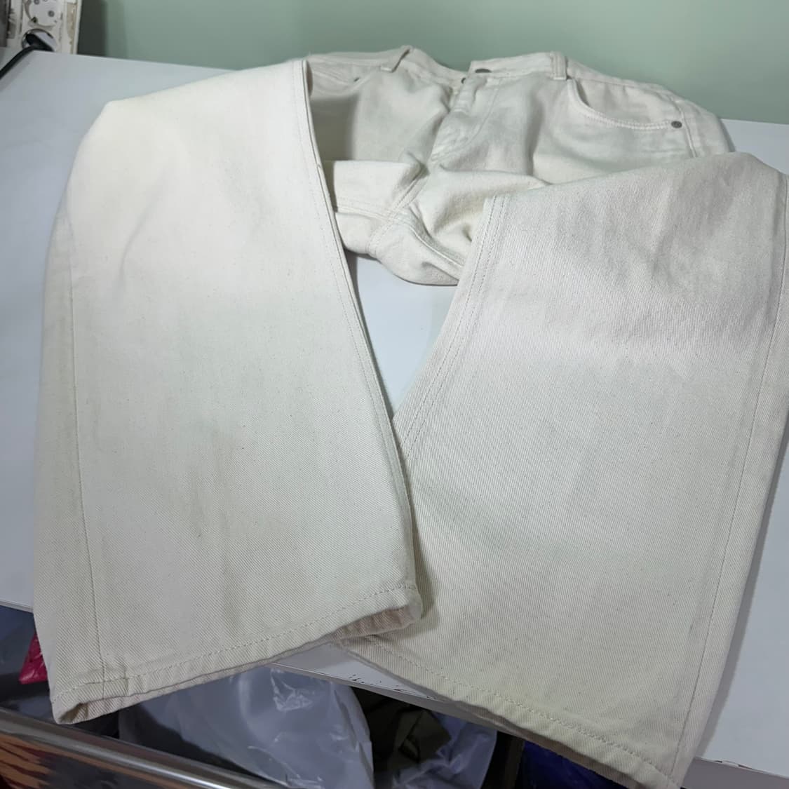 L 유니폼브릿지 레귤러핏 일자핏 크림아이보리 데님팬츠 상품이미지4