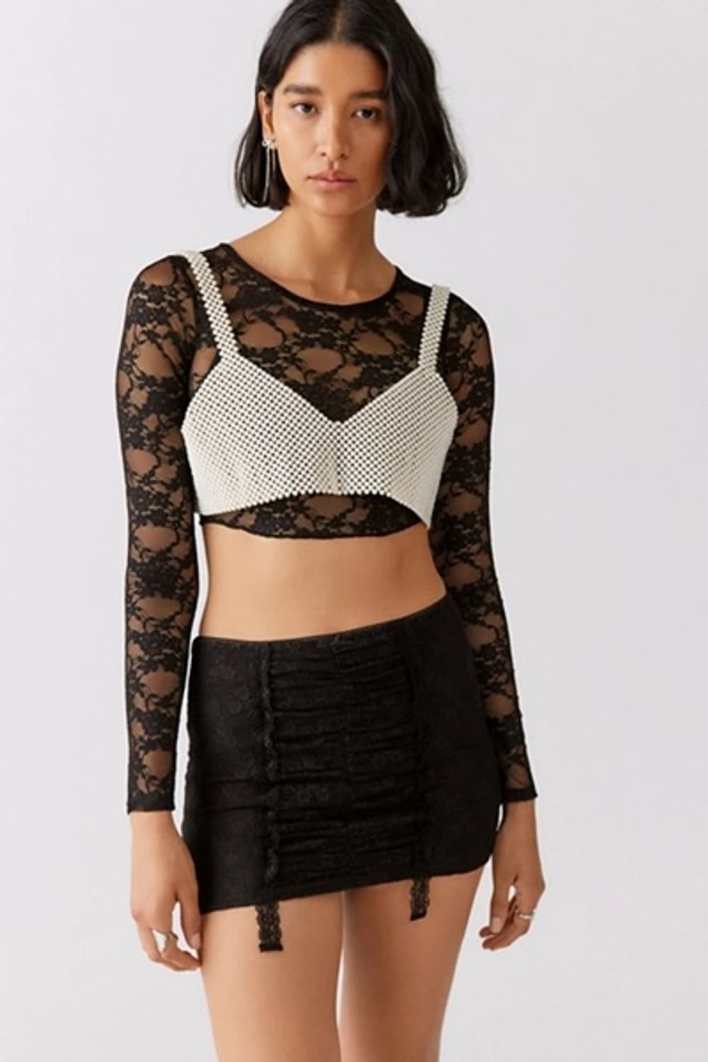 얼반아웃피터스 가터벨트 레이스 미니스커트 상품이미지3