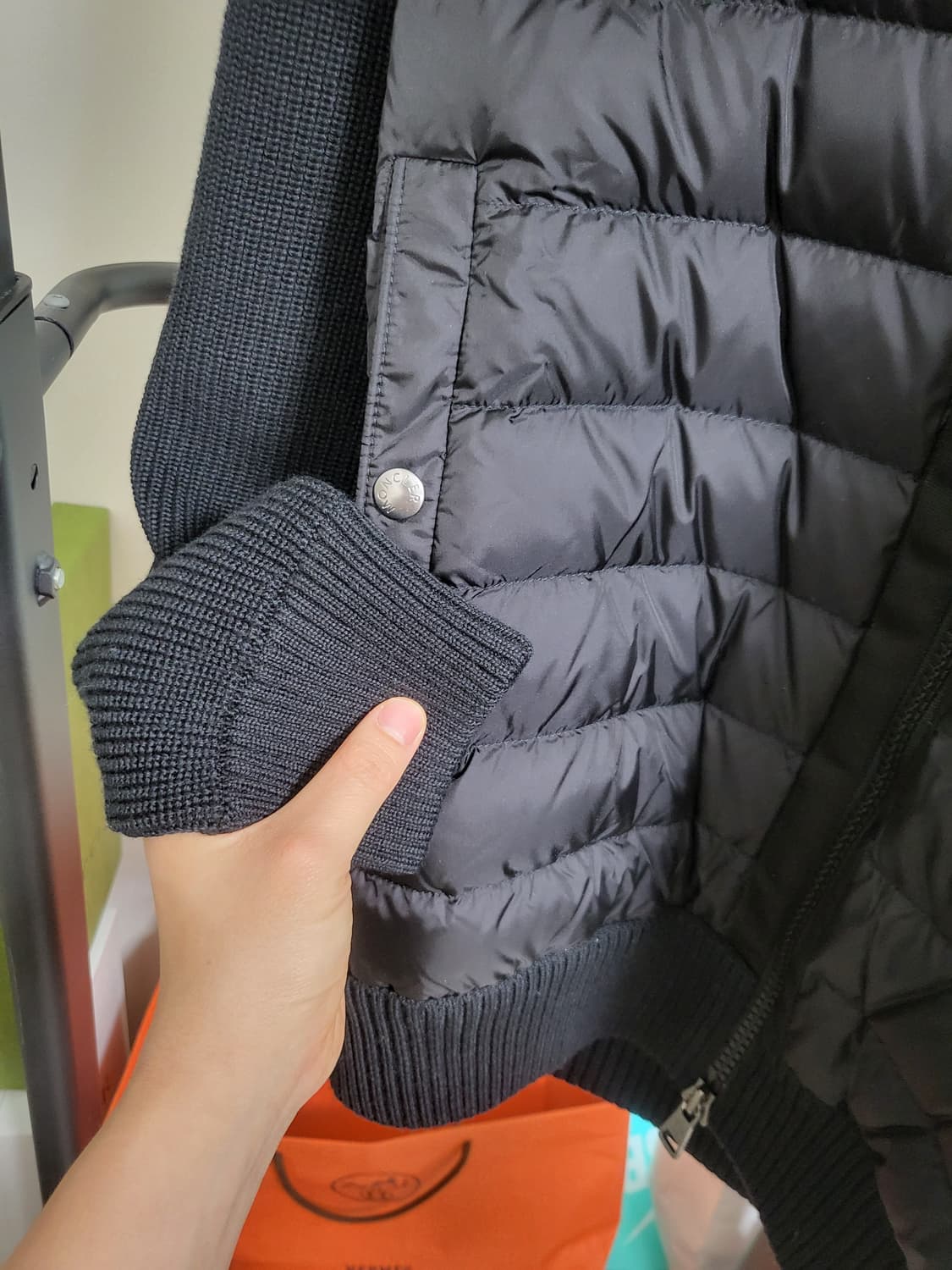 24FW 몽클레어 트리콧 후드 니트패딩 L 상품이미지6