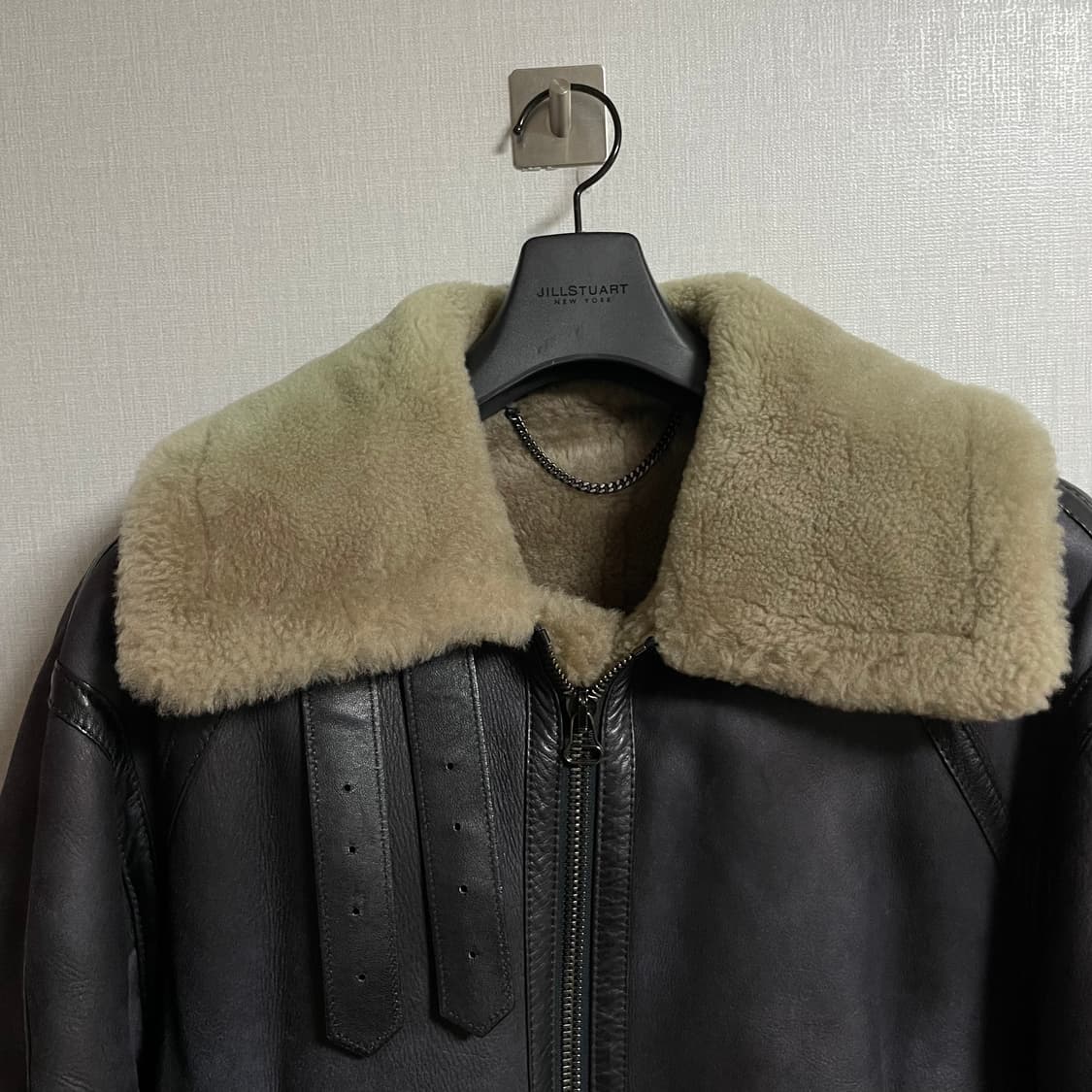 [48]18fw 솔리드옴므 백현 무스탕 상품이미지3