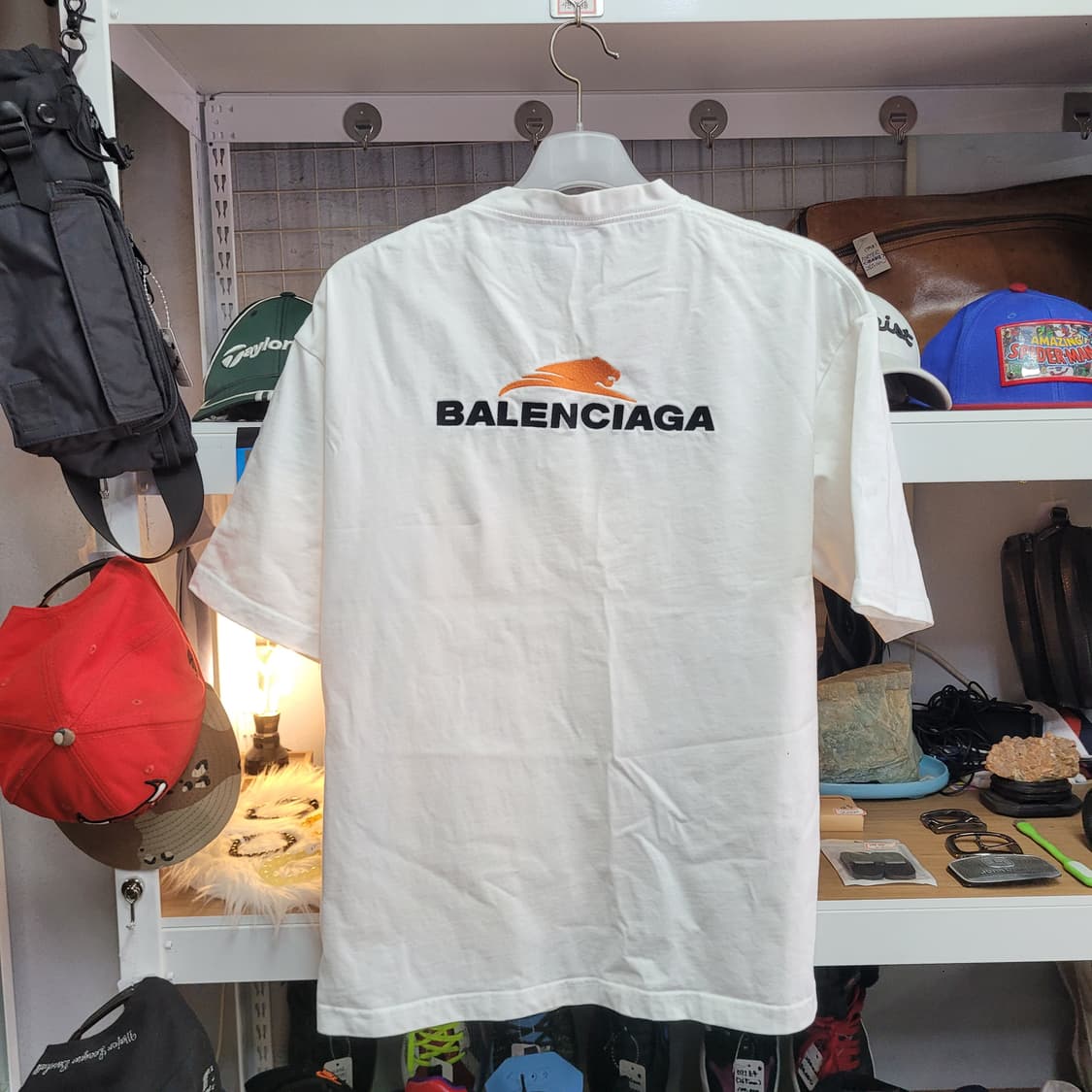 발렌시아가 화이트 반팔 티셔츠 상품이미지2