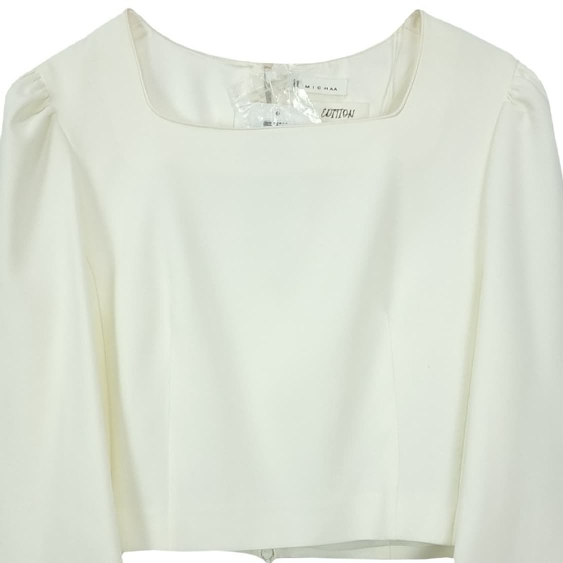 [잇미샤] (새상품) 22S/S 스퀘어넥 크롭 블라우스 M19653 상품이미지4