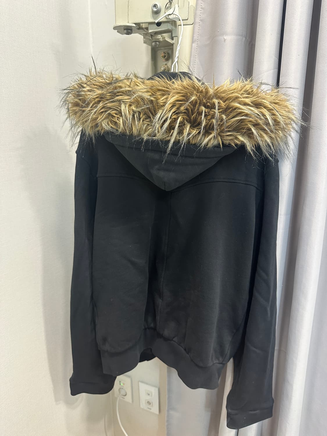 퍼 후드 집업 상품이미지4