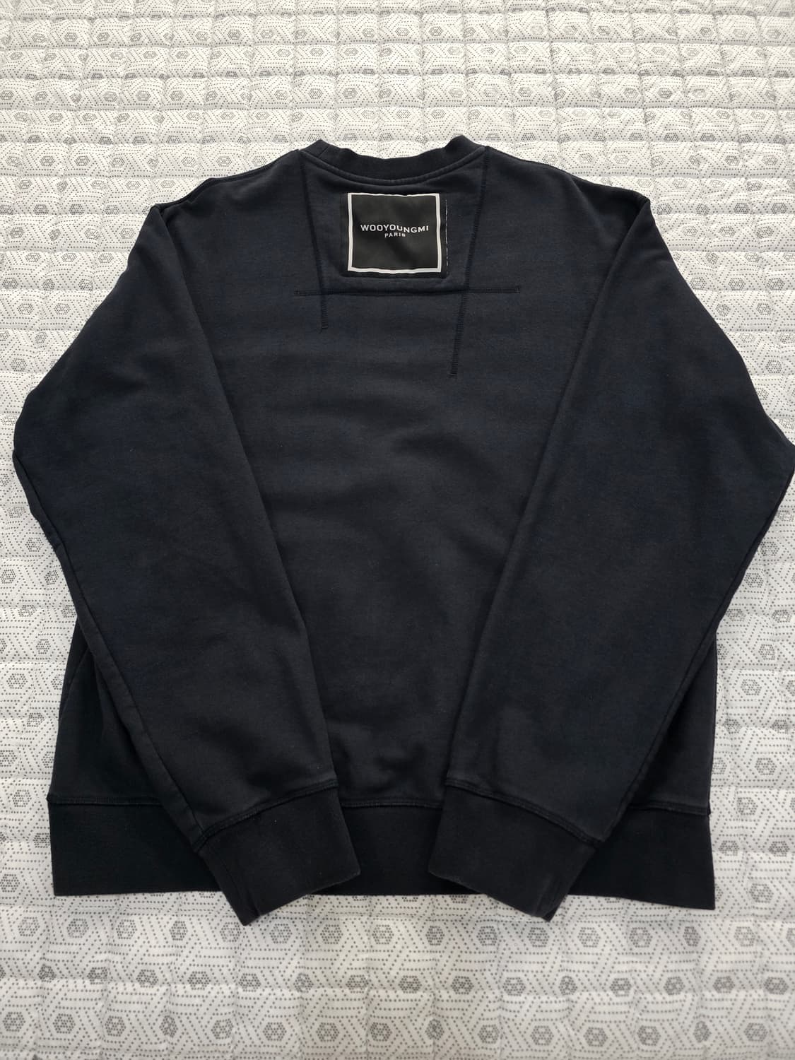우영미 WOYOUNGMI 블랙 맨투맨 100 상품이미지4