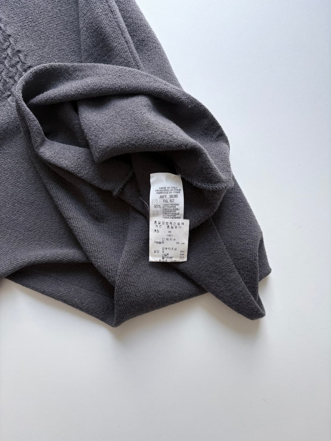 엠포리오 아르마니 돌먼슬리브 니트 톱 상품이미지4