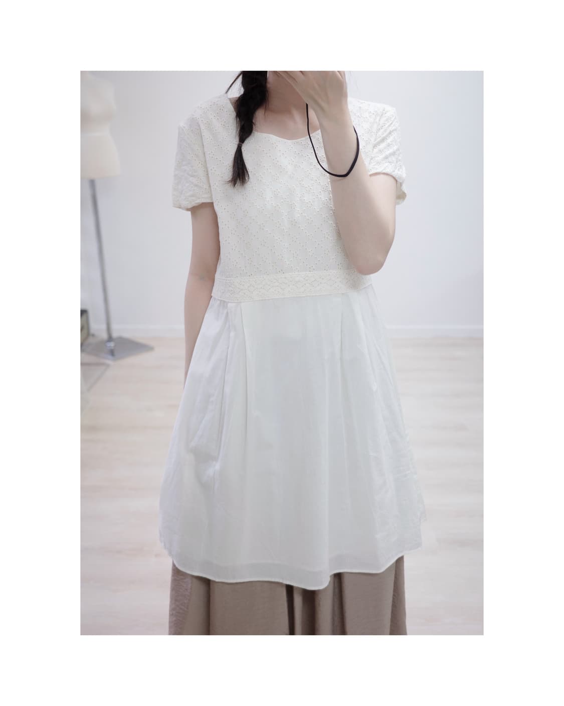 Uniqlo ivory flare One-piece 상품이미지5