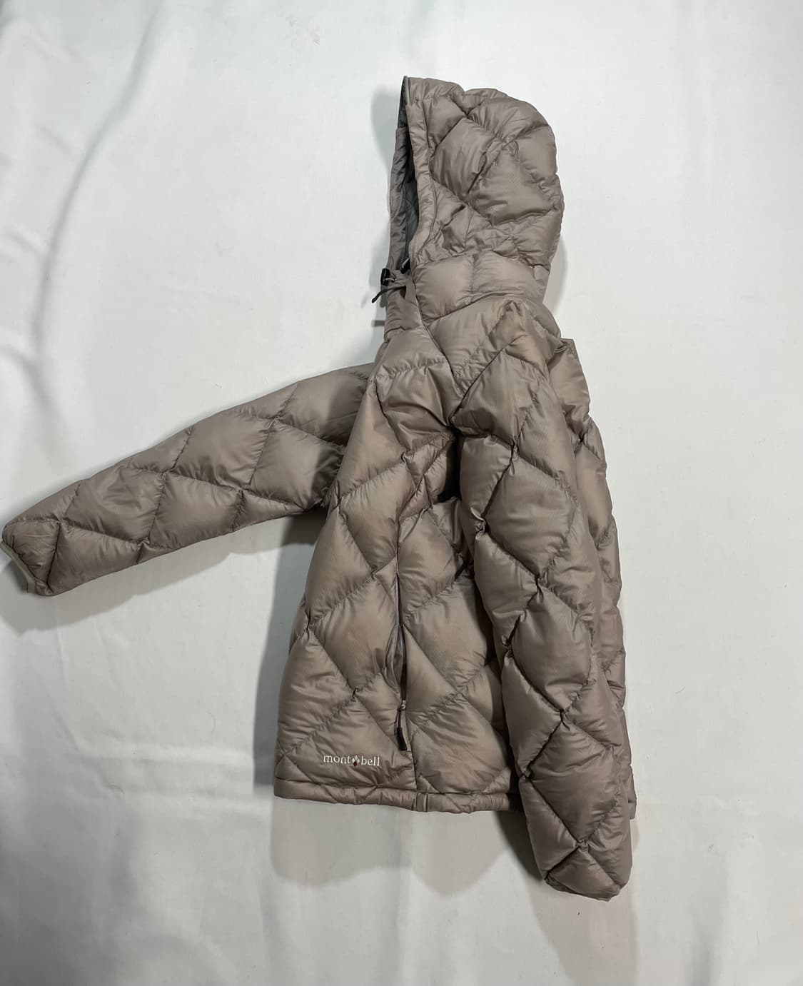 몽벨 재팬 다이아몬드 퀼팅 구스다운 후디드 경량패딩 상품이미지4