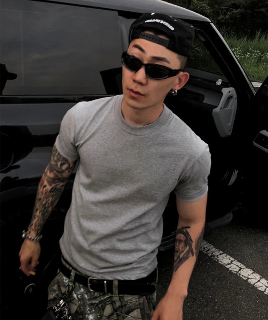 낫셀러 자체제작 머슬핏 크롭 반팔티 그레이 상품이미지1