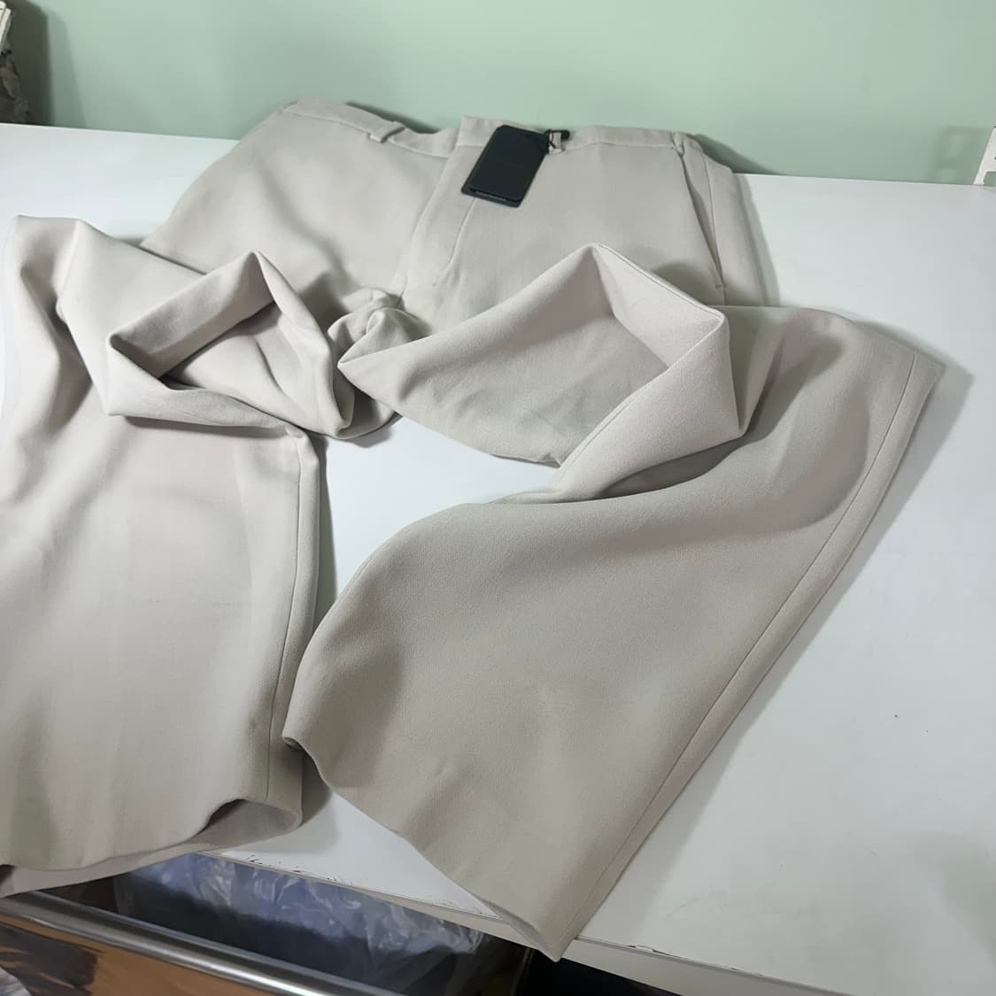 택달린새것 L 로건 써머코튼 테이퍼드 스트레이트핏 밴딩 슬랙스 상품이미지4