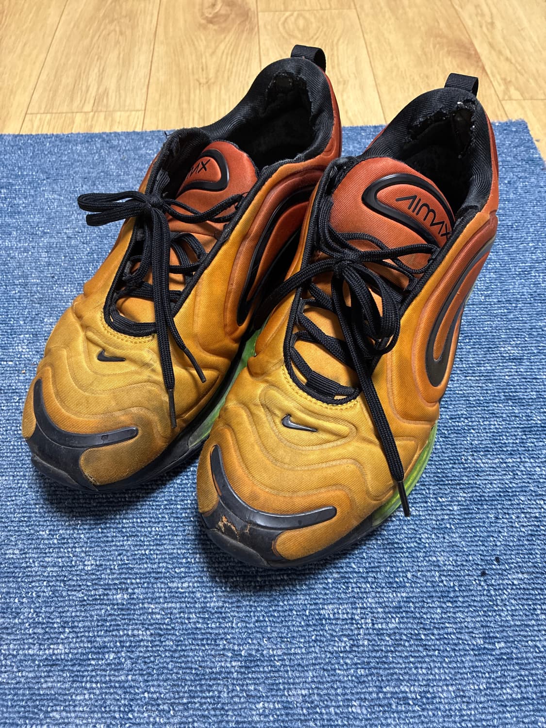 Nike 에어맥스720 선라이즈 상품이미지1