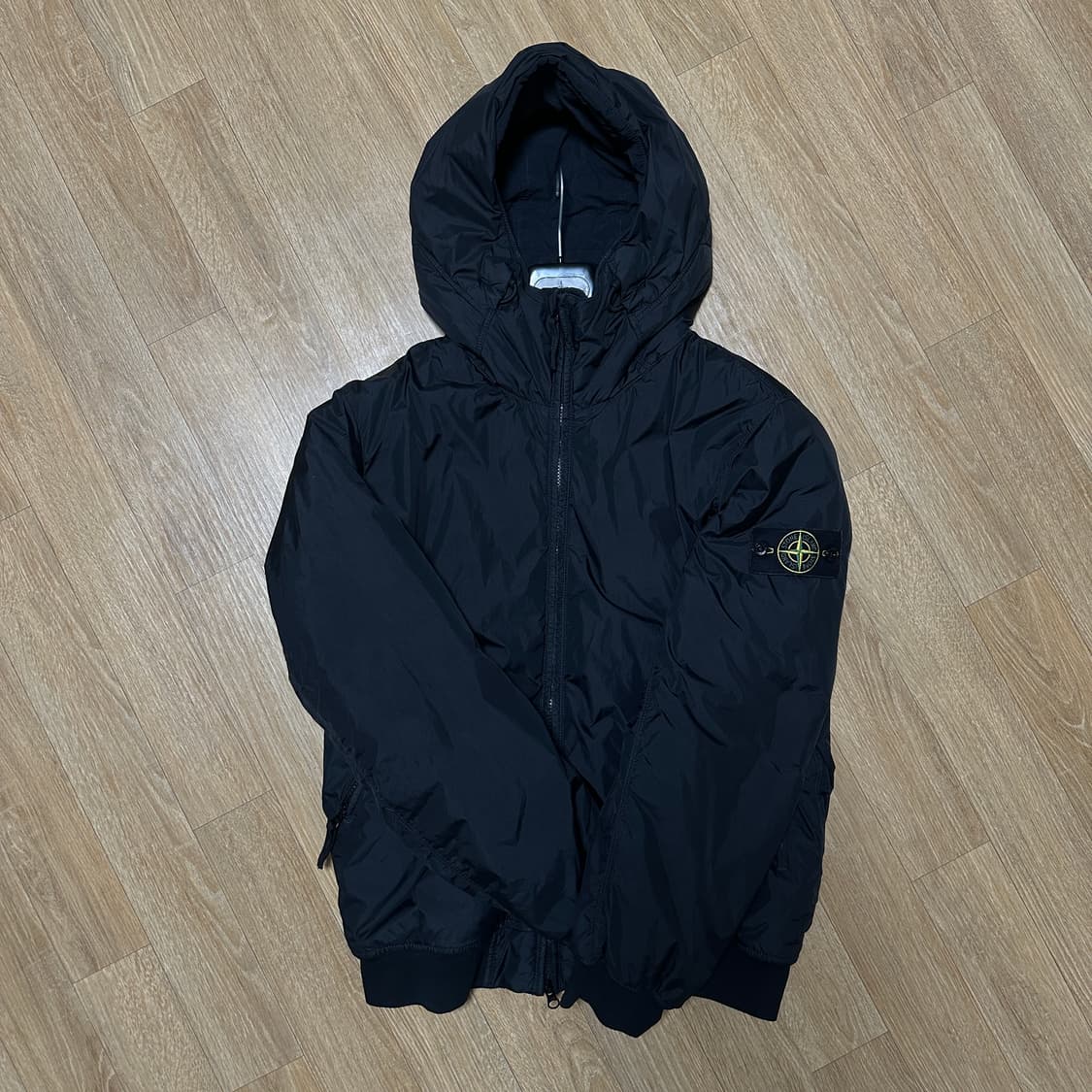 스톤아일랜드 크링클랩스 나일론 다운 자켓 24FW M 상품이미지2