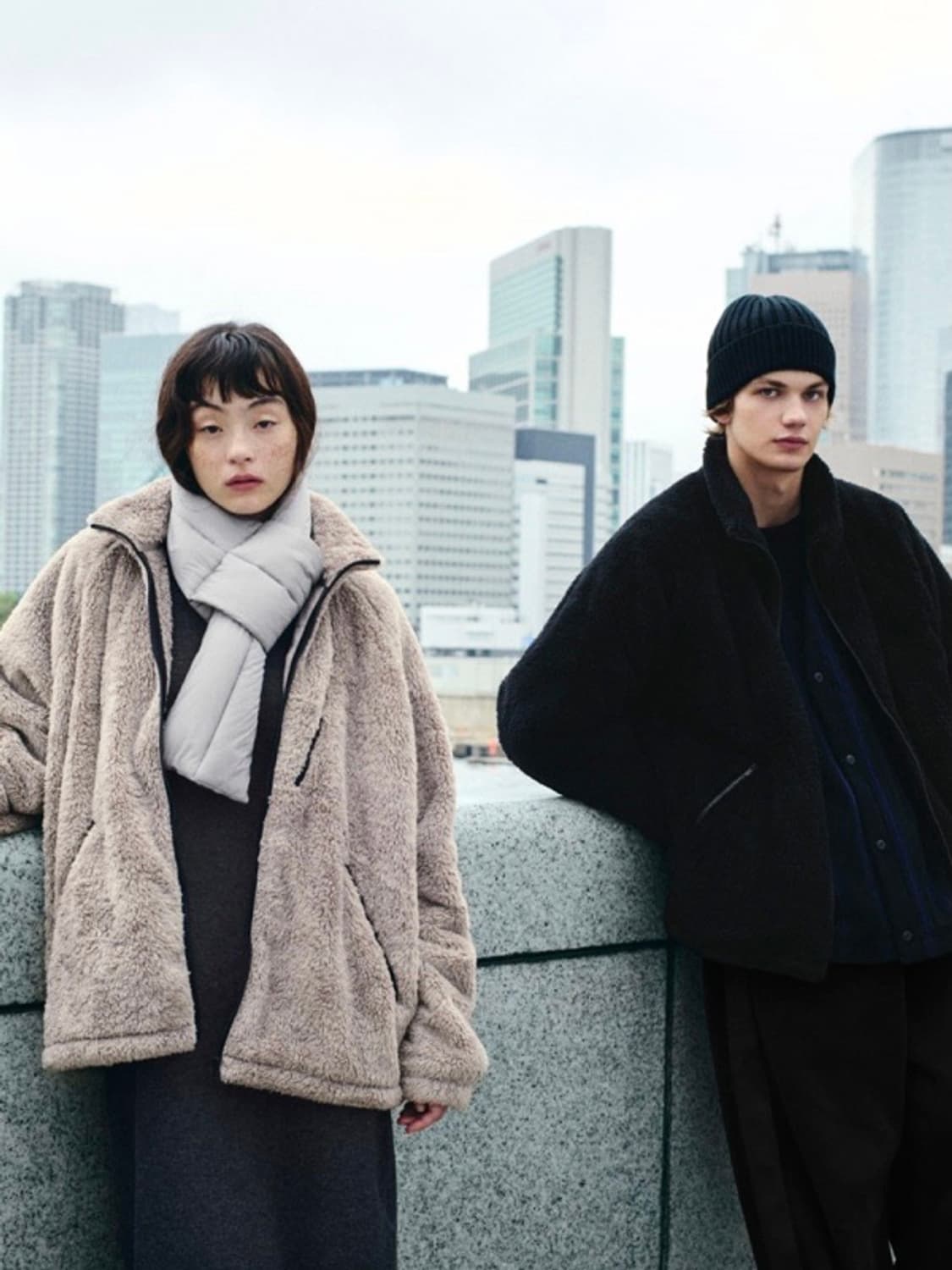 NEEDLES X UNIQLO Fleece Wide Pants Black 상품이미지9