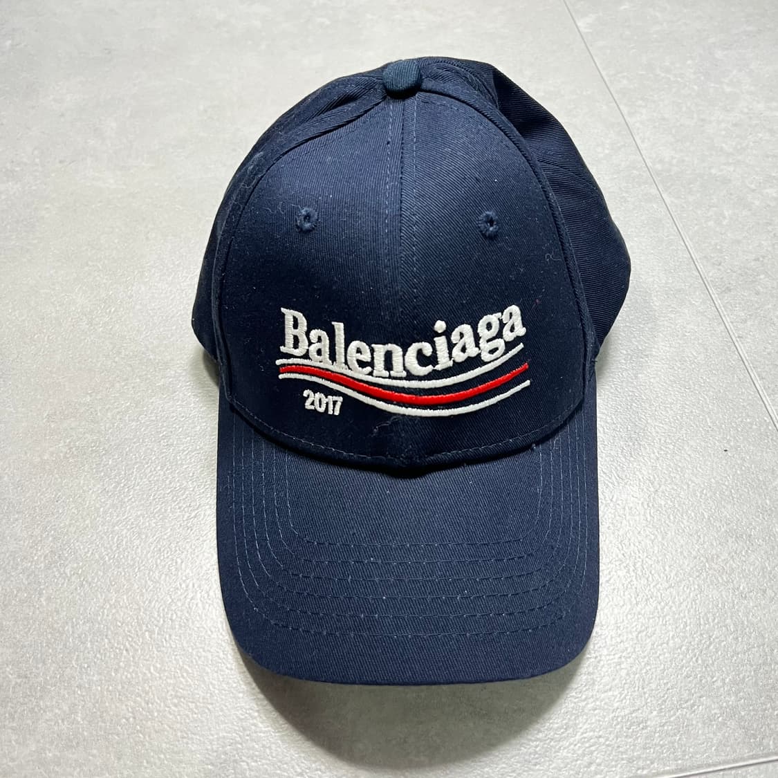 발렌시아가 맛 웨이브 로고 네이비 볼캡 상품이미지1