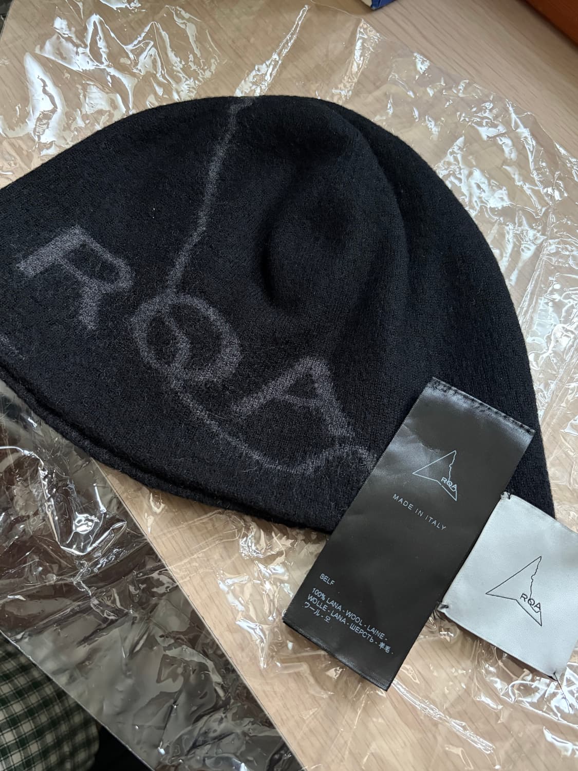 로아 하이킹 블랙비니 울100 상품이미지1