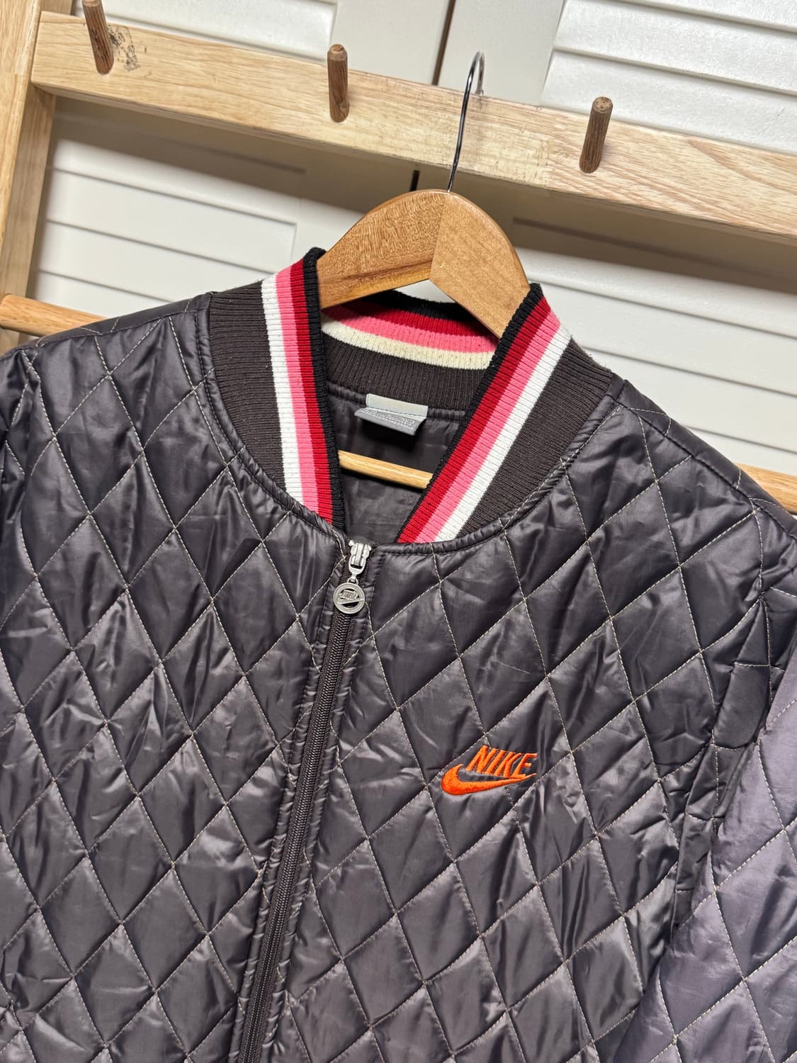 나이키 다크브라운 빅로고 올드스쿨 퀄팅 집업 자켓 상품이미지6