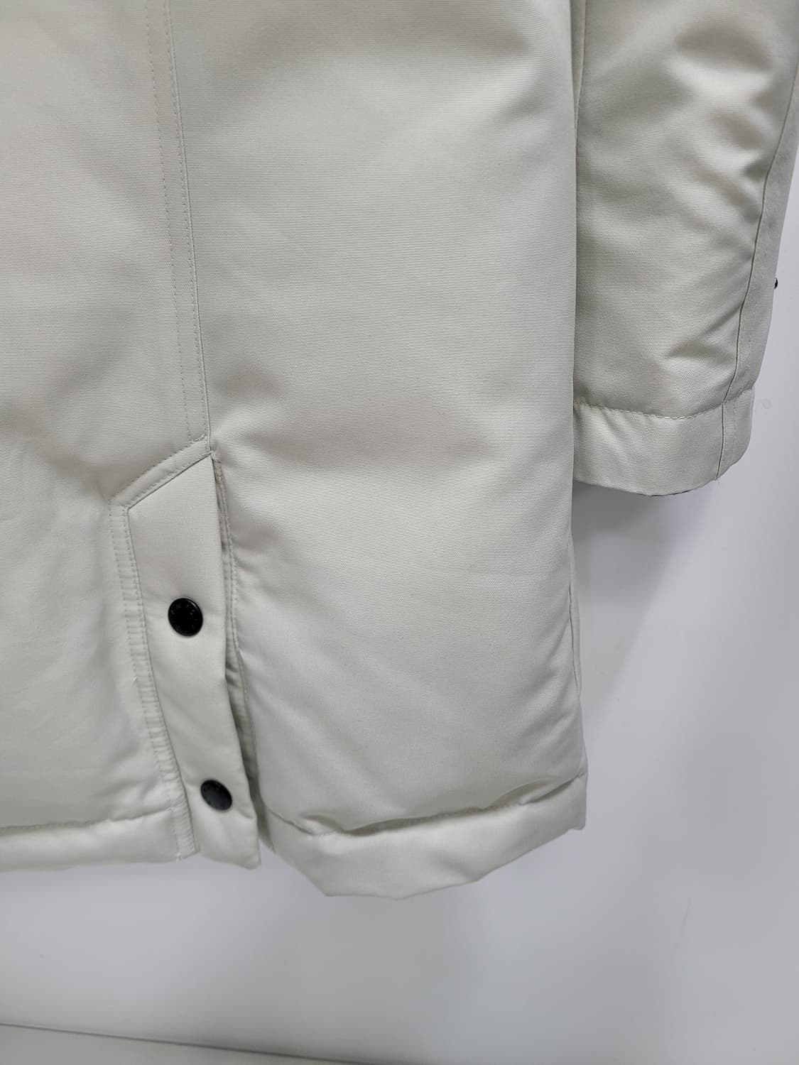 BEANPOLE 빈폴 고어텍스 구스 다운 패딩 / 여 85
 상품이미지7