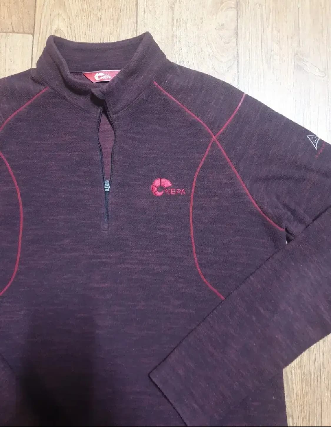 1041 네파 아웃도어 반집업 95 사이즈입니다 상품이미지3