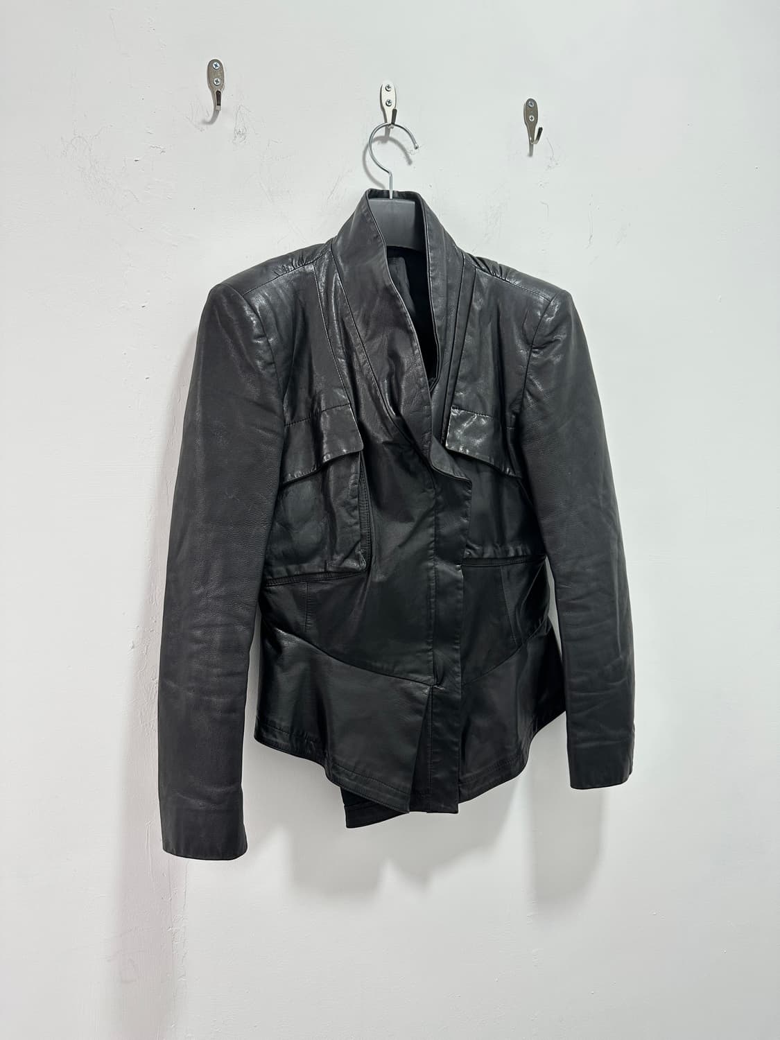 Asymmetric drape leather jacket  상품이미지7
