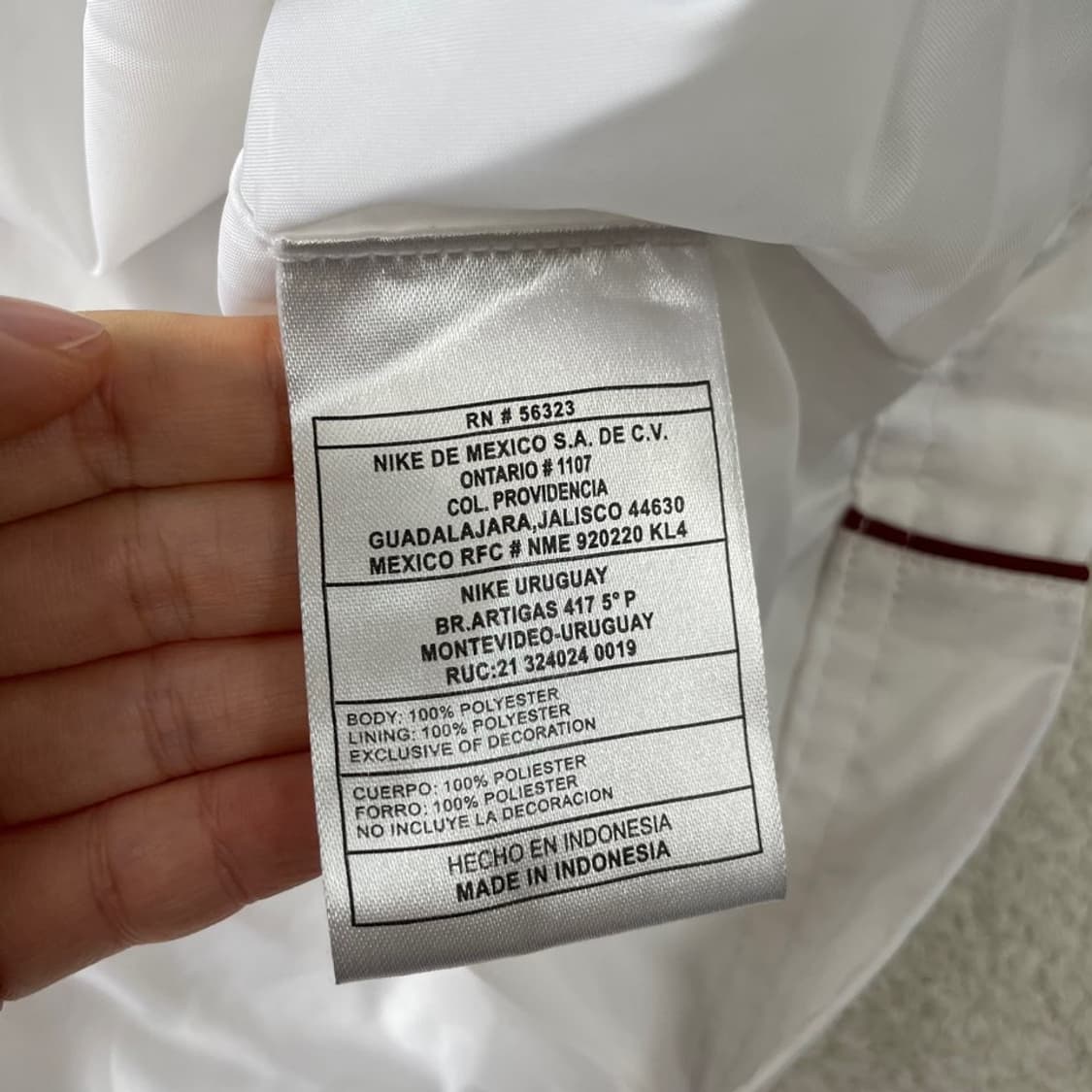 L 나이키 여성 버건디 화이트 바람막이 자켓 상품이미지6