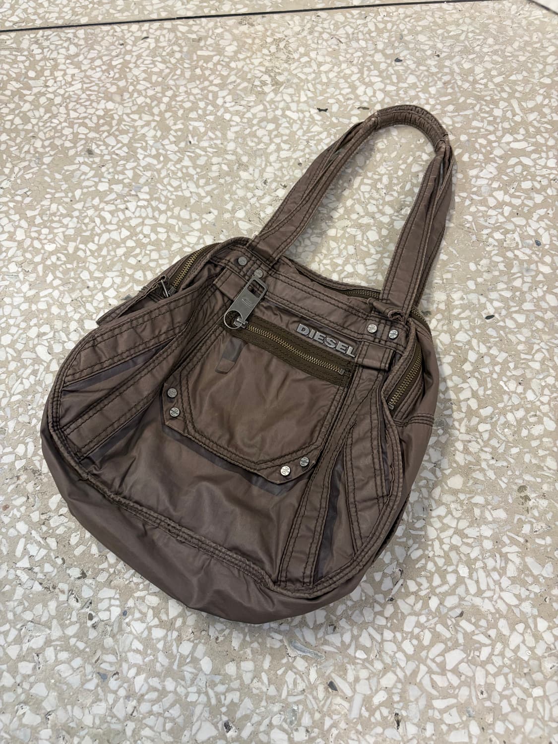 Diesel multi pocket shoulder bag brown  상품이미지2