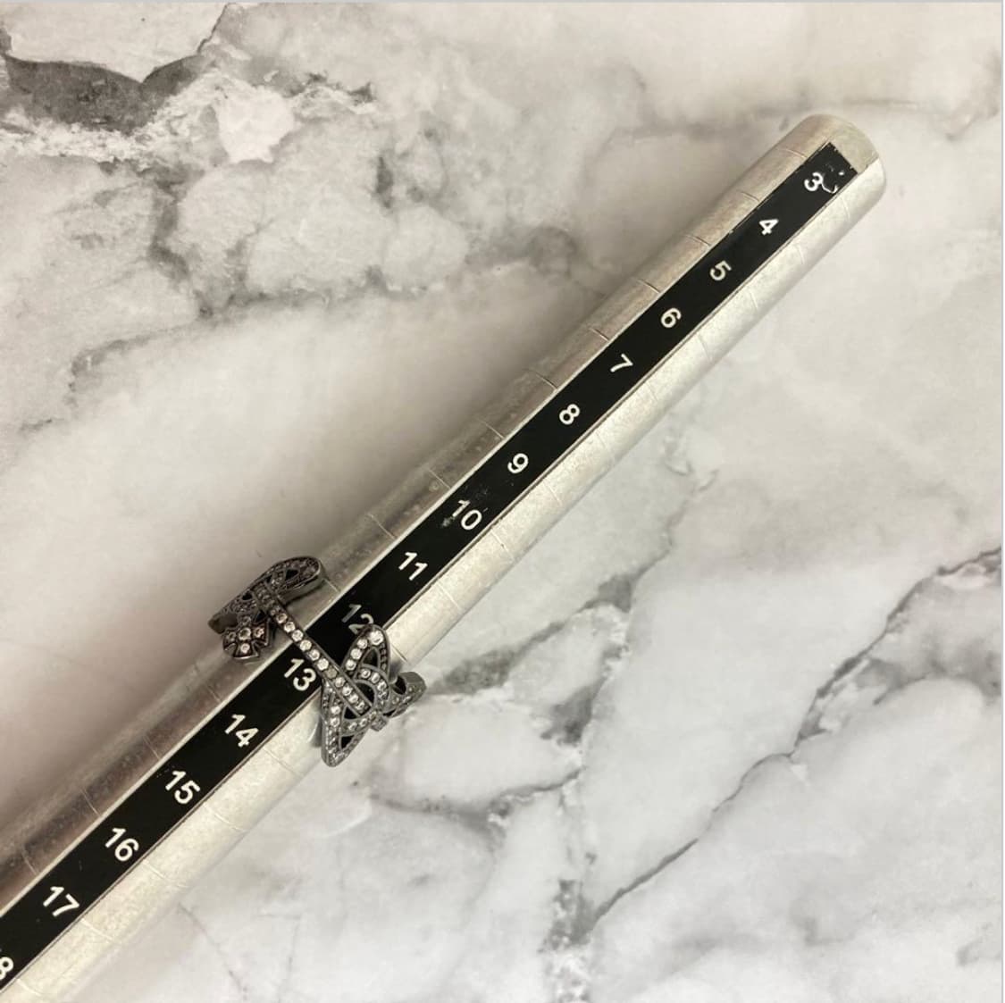 비비안웨스트우드 화이트크리스탈 그레이실버 orb링 반지 상품이미지4