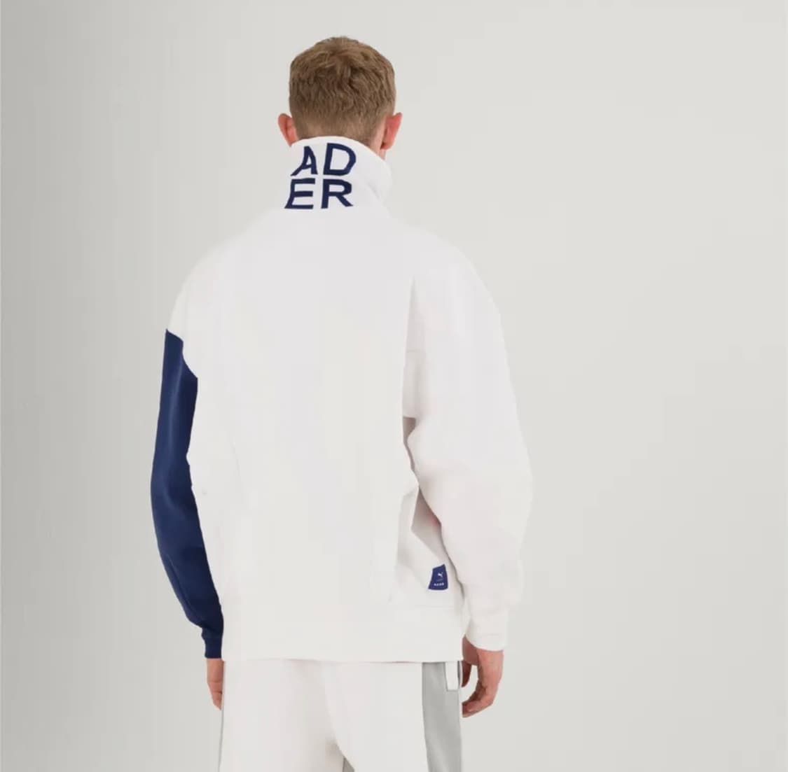 아더에러 X 푸마 터틀넥 맨투맨 M (100사이즈 정도) 상품이미지4