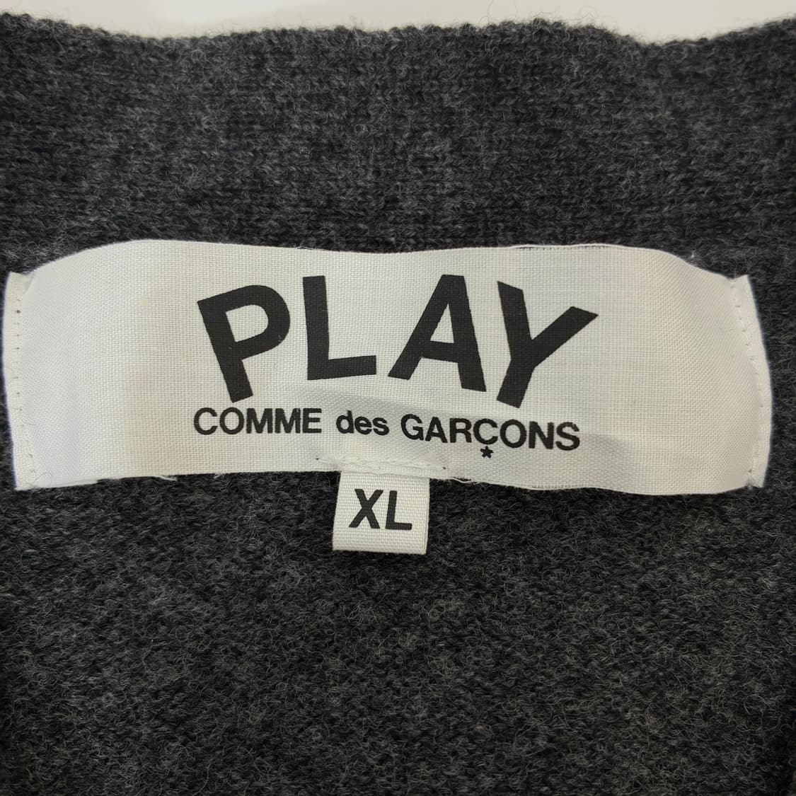 Comme des Garçons  꼼데가르송 미니하트 자수 차콜 울 가디 상품이미지4