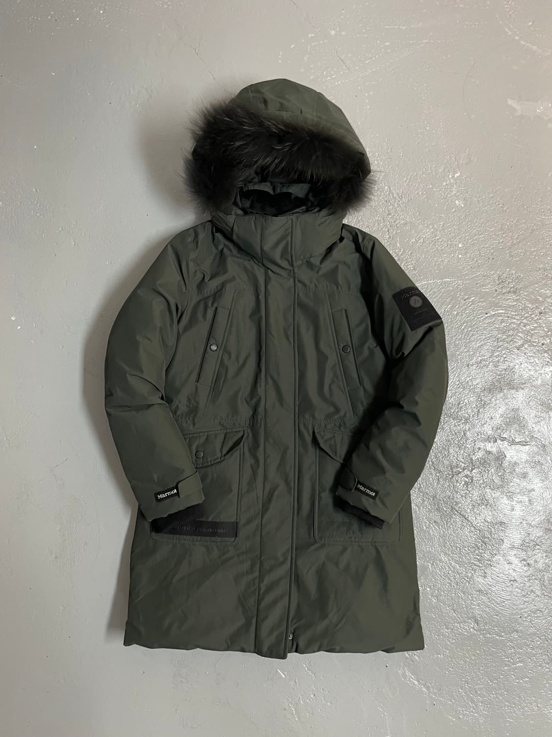 마모트 롱패딩 상품이미지1