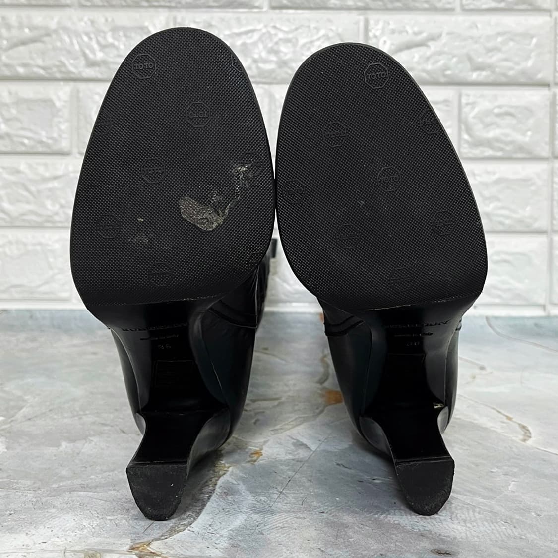 Burberry Leather Long Boots Black / 36 상품이미지5