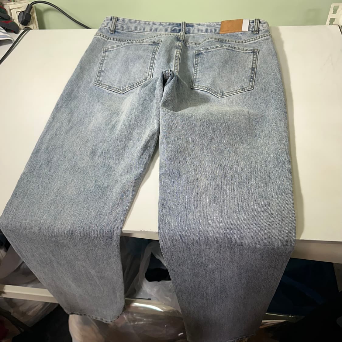 M 일꼬르소 연청워시드 슬림핏 데님팬츠 상품이미지6