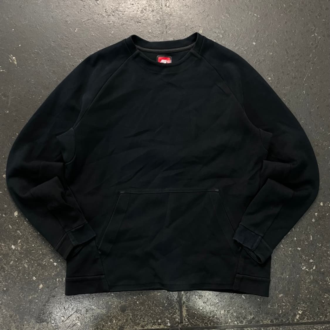 105 나이키 테크팩 맨투맨  상품이미지1